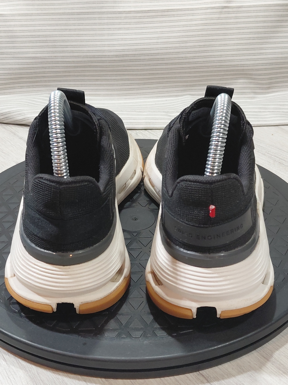 On Running Womens Cloudnova Form 2 Lifestyle Athletic Shoes Black Ivory SIZE 6 - Picture 4 of 14